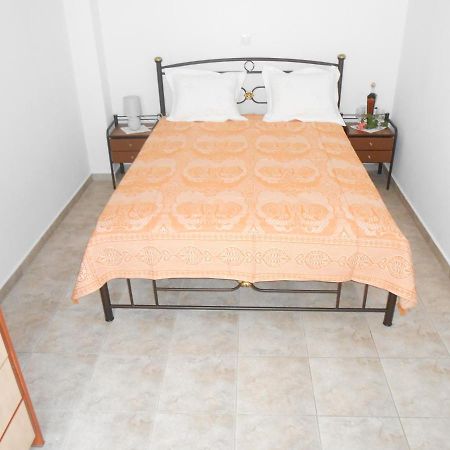 Khalkíon Chrysolithos Kerami Apartments מראה חיצוני תמונה