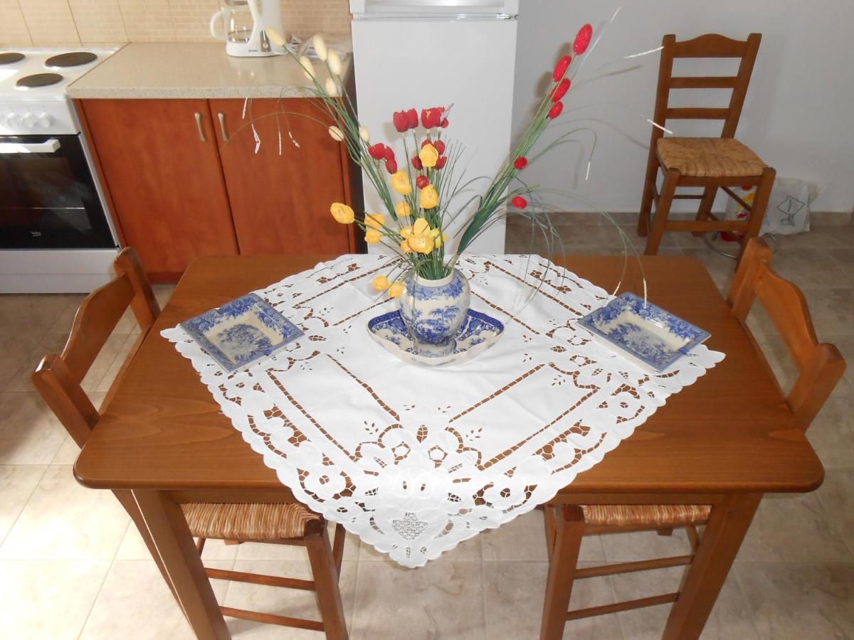 Khalkíon Chrysolithos Kerami Apartments מראה חיצוני תמונה