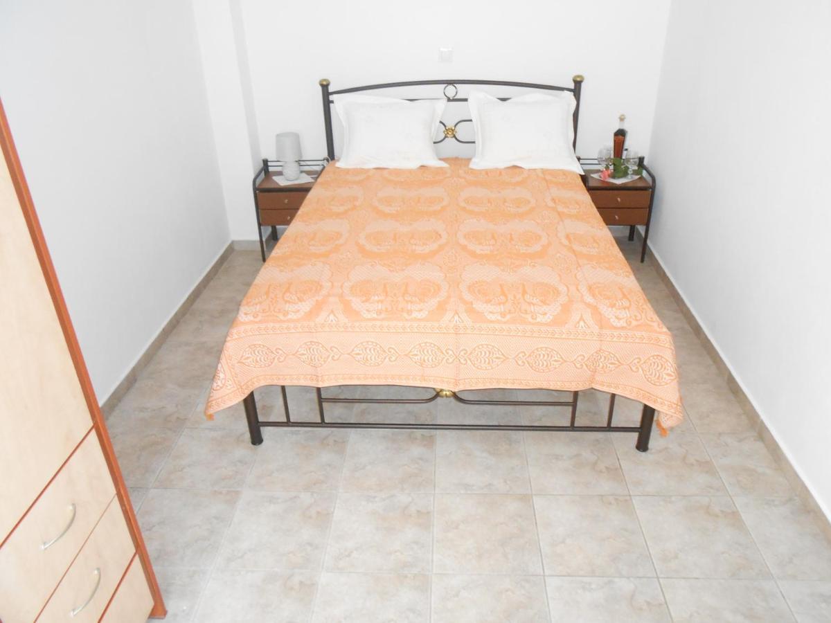 Khalkíon Chrysolithos Kerami Apartments מראה חיצוני תמונה